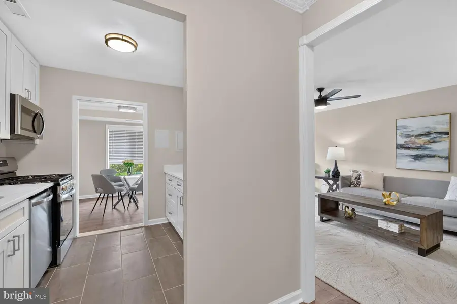 6001 Arlington Blvd #704, Falls Church, VA 22044 - #3