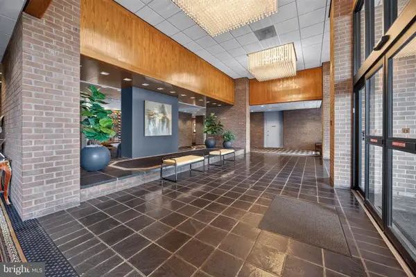 1800 Old Meadow Rd #101, MCLEAN, VA 22102