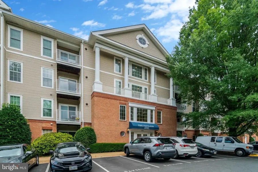 6990 Falls Reach Dr #301, Falls Church, VA 22043 - #3