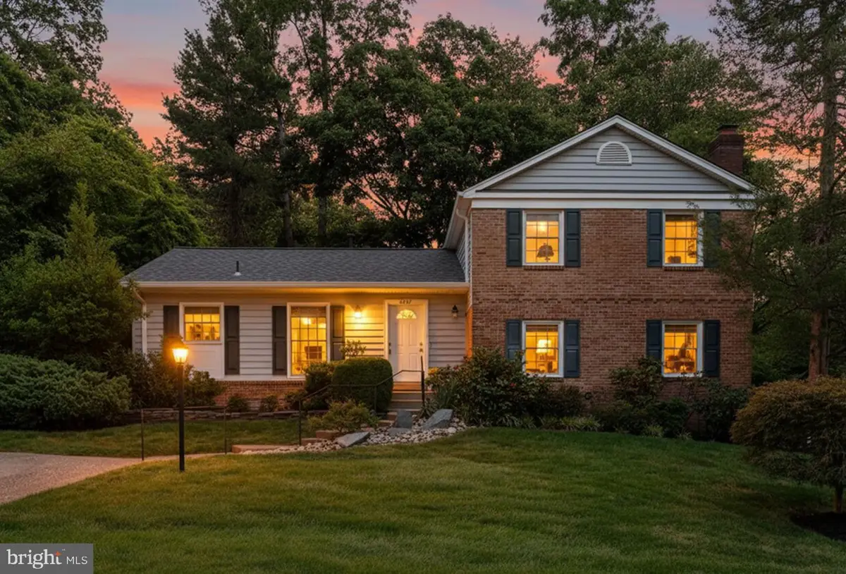 6837 Lamp Post Ln, Alexandria, VA 22306 - #1