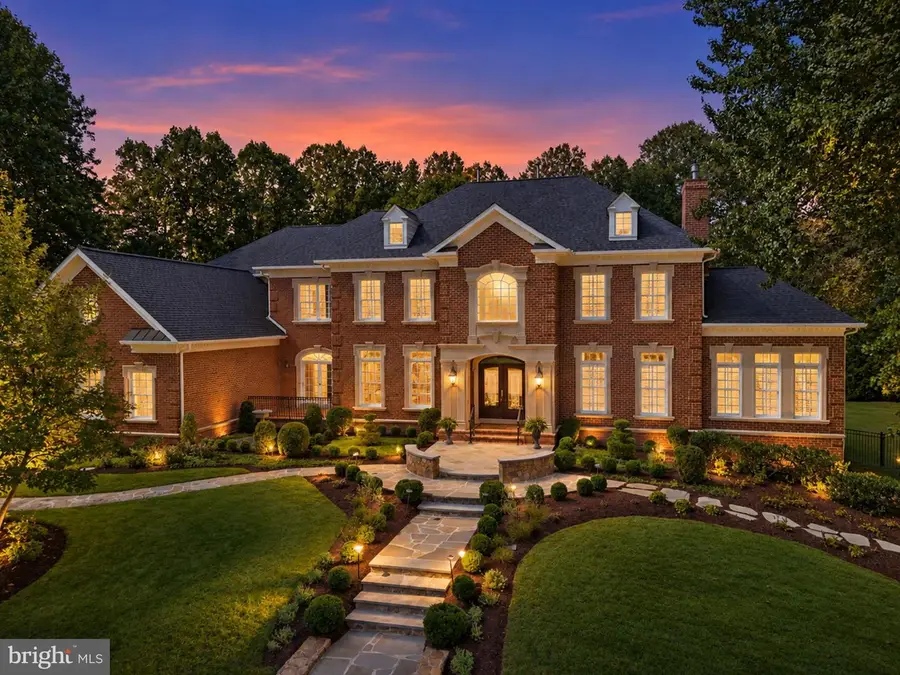 3002 Apple Brook Ln, Oakton, VA 22124 - #3