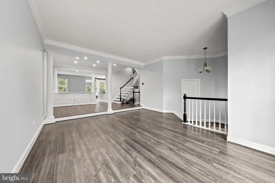 8171 Boss St, Vienna, VA 22182 - #3