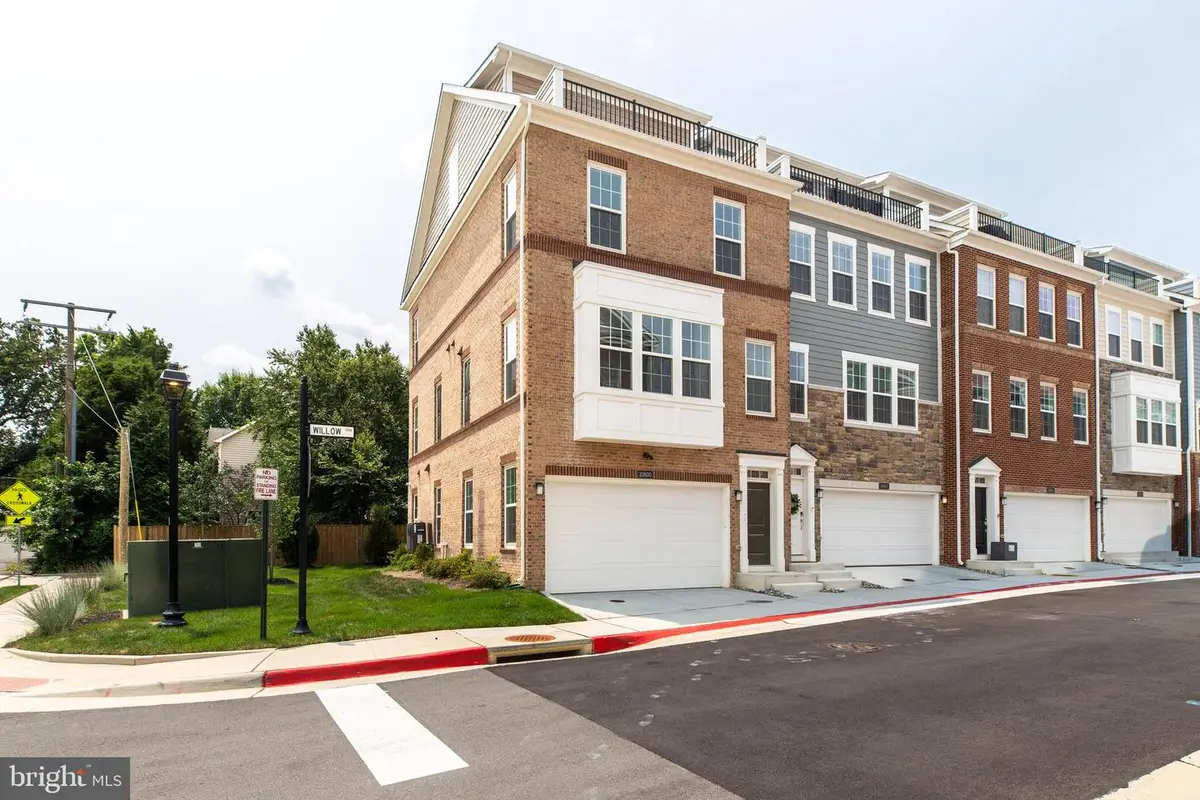 10800 Willow Ter, Fairfax, VA 22030 - #1