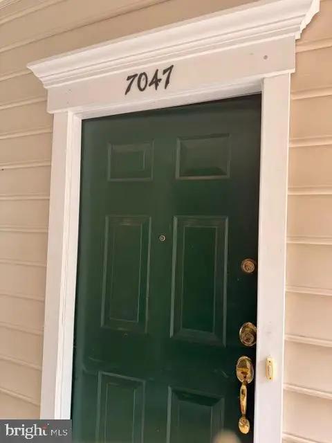 7047 Huntley Run Pl #115, Alexandria, VA 22306 - #2
