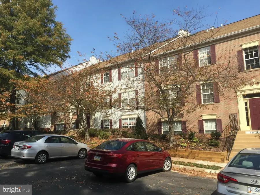 12102 Green Leaf Ct #102, Fairfax, VA 22033 - #3