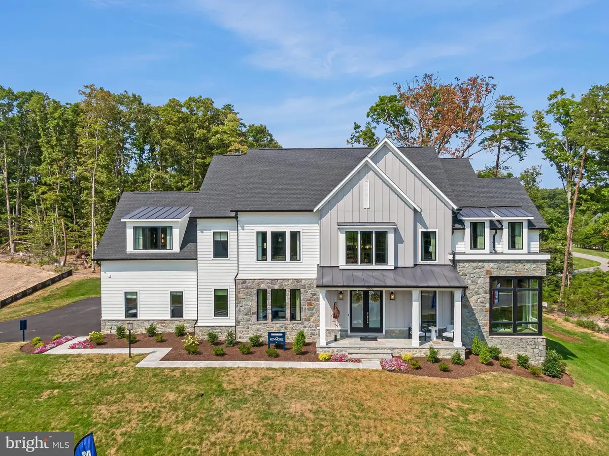 9600 Peniwill Dr, Lorton, VA 22079 - #1