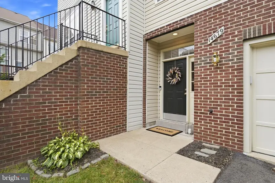 14679 Seasons Dr, Centreville, VA 20120 - #2