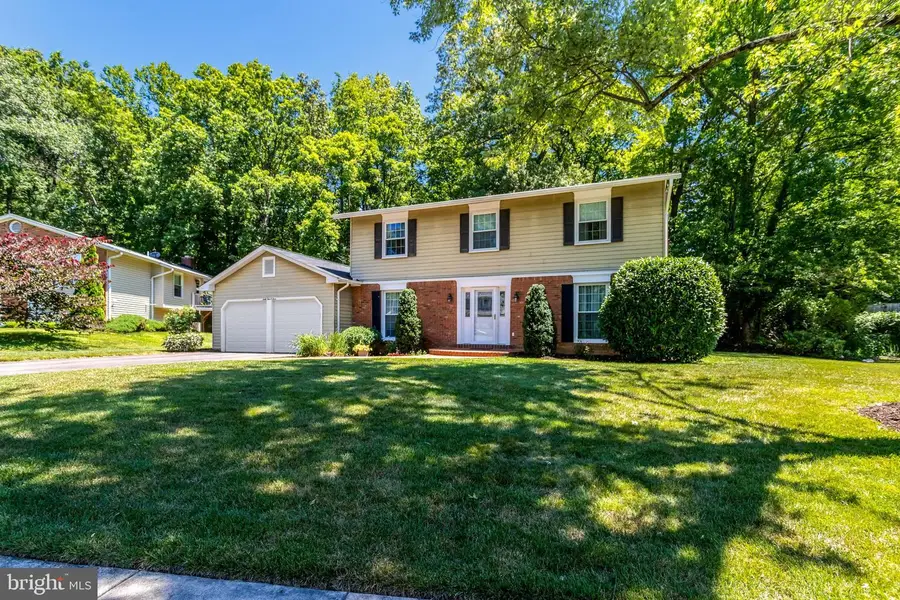 6903 Rochambeau Pl, Springfield, VA 22153 - #2