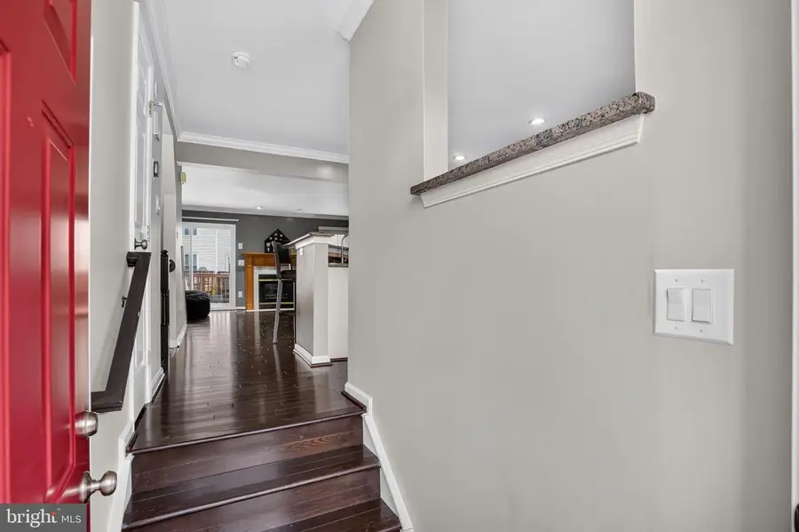 6568 Osprey Point Ln, Alexandria, VA 22315 - #3