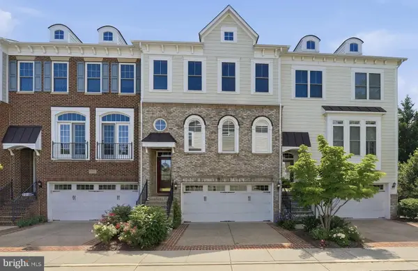 508 Hollingsworth Ter, HERNDON, VA 20170