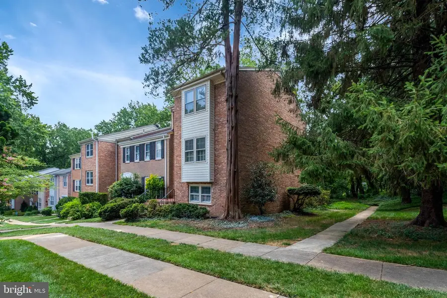 6607 Midhill Pl, Falls Church, VA 22043 - #2