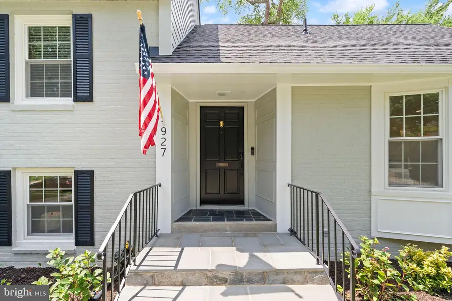 927 Priscilla Ln, Alexandria, VA 22308 - #2