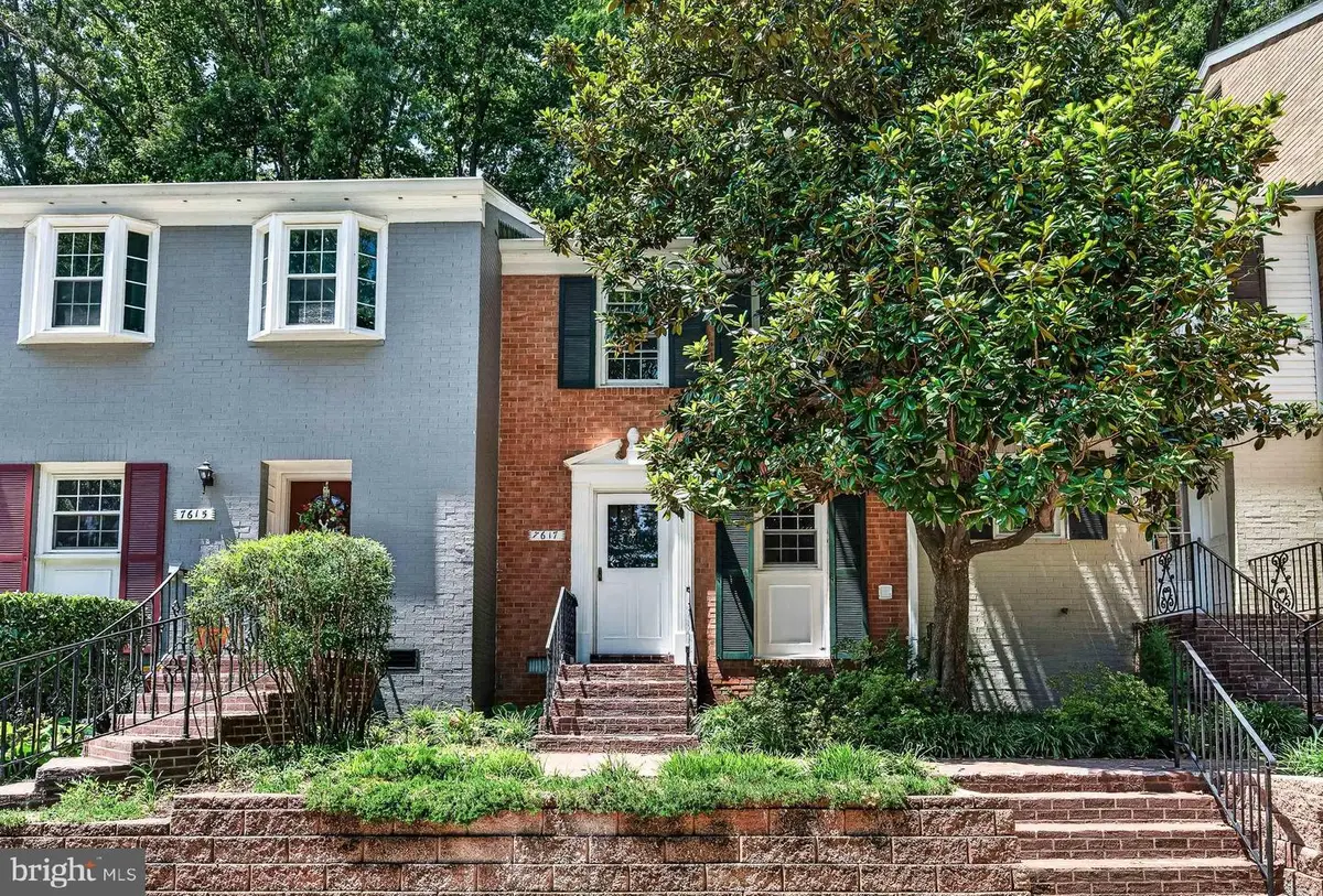 7617 Tiverton Dr, Springfield, VA 22152 - #1