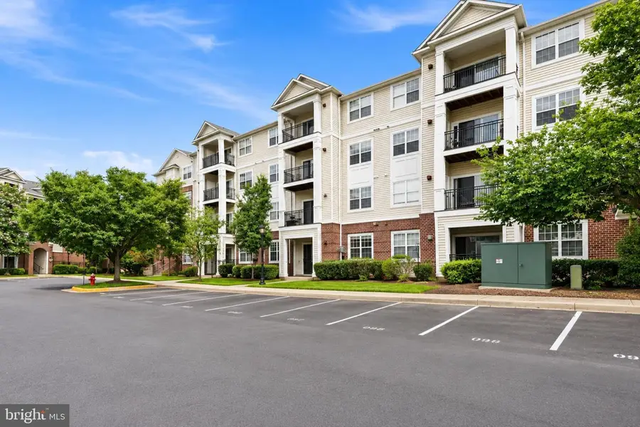 12953 Centre Park Cir #120, Herndon, VA 20171 - #2