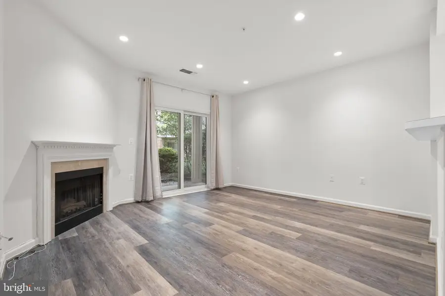 12915 Alton Sq #113, Herndon, VA 20170 - #3