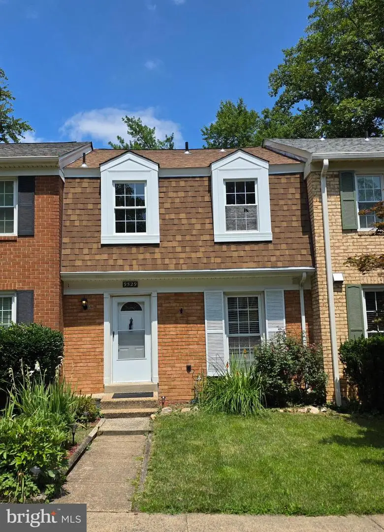 9529 Cherry Oak Ct, Burke, VA 22015 - #2