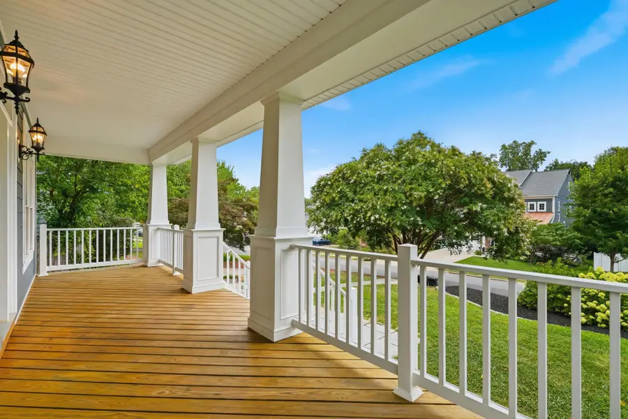 1836 Peabody Dr, Falls Church, VA 22043 - #2