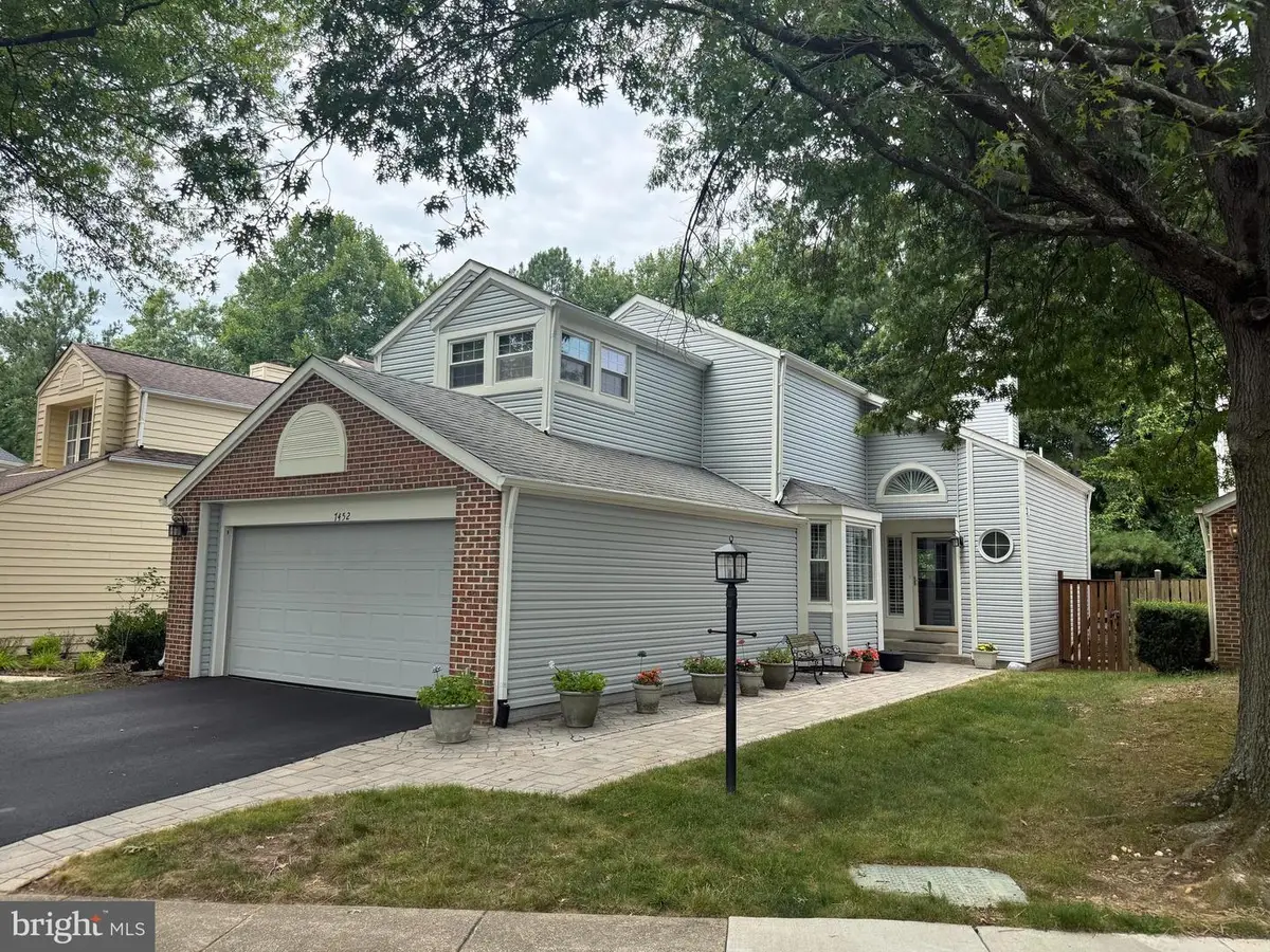 7452 Cross Gate Ln, Alexandria, VA 22315 - #1