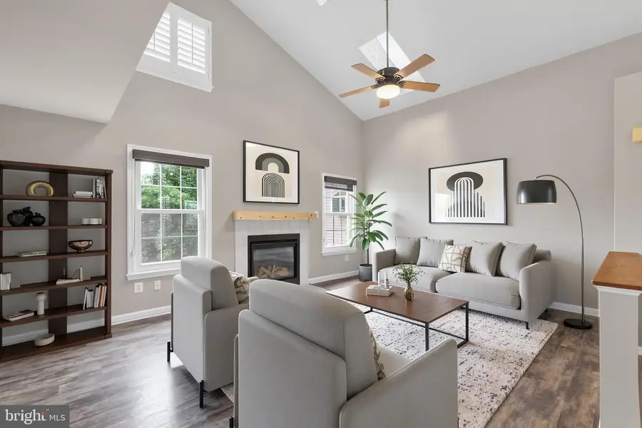 7452 Cross Gate Ln, Alexandria, VA 22315 - #2