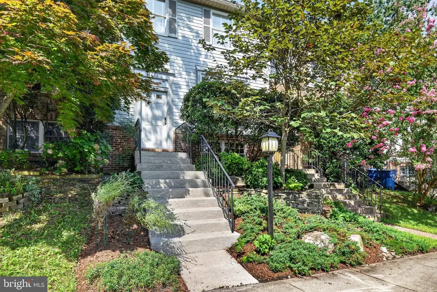 6003 Chicory Pl, Alexandria, VA 22310 - #3