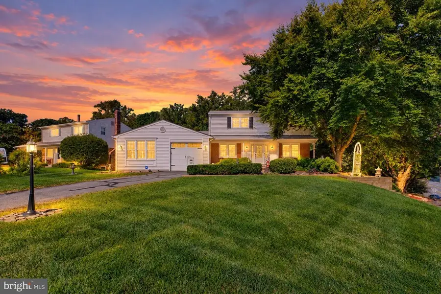 6900 Spur Rd, Springfield, VA 22153 - #2