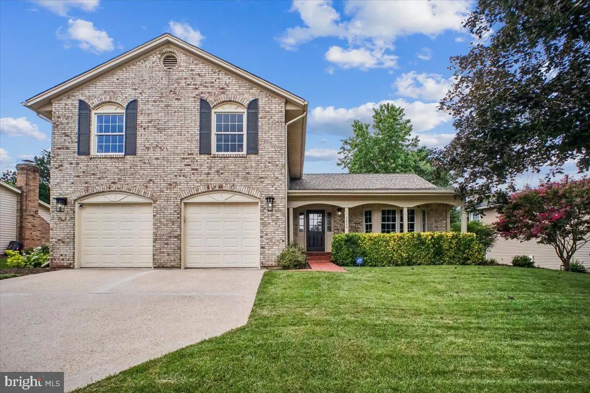 3248 Kinross Cir, Herndon, VA 20171 - #1