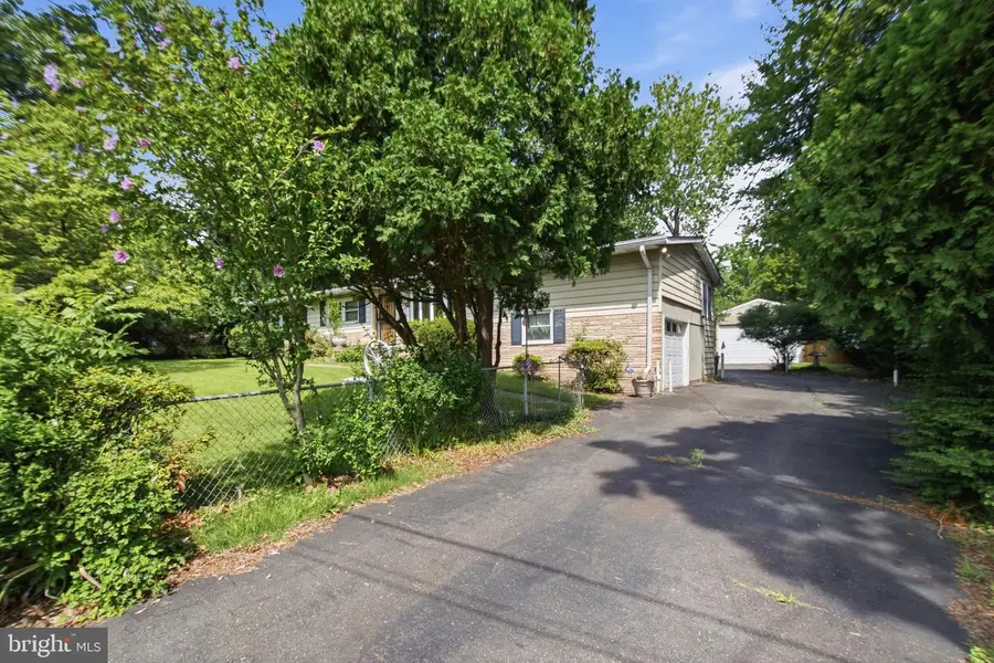 511 Malcolm Rd Nw, Vienna, VA 22180 - #2