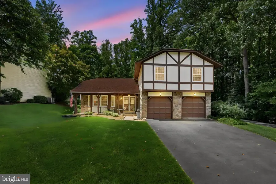 9711 Turnbuckle Dr, Burke, VA 22015 - #3