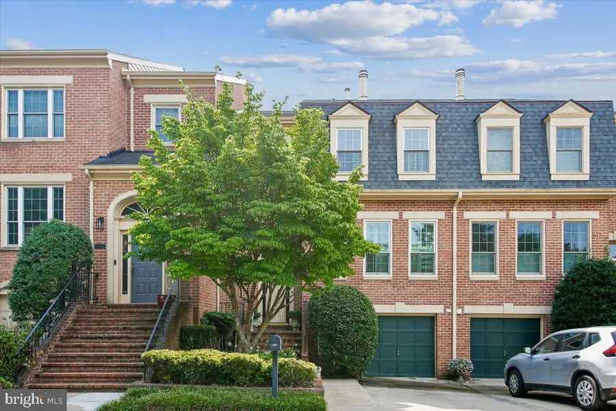 1403 Mclean Mews Ct, McLean, VA 22101 - #2