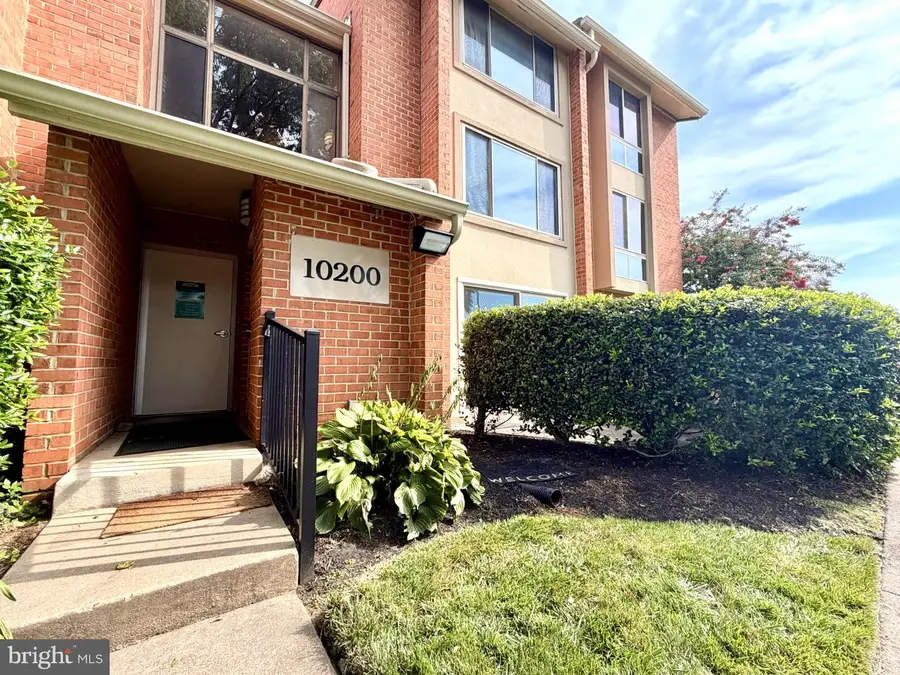 10200 Bushman Dr #104, Oakton, VA 22124 - #2