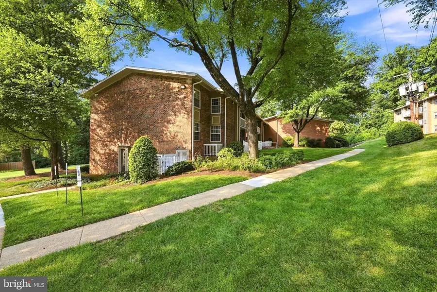 1914 Wilson #204, McLean, VA 22102 - #2