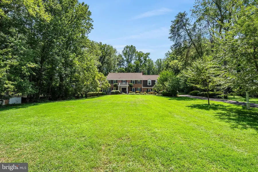 7821 Old Dominion Dr, McLean, VA 22102 - #2