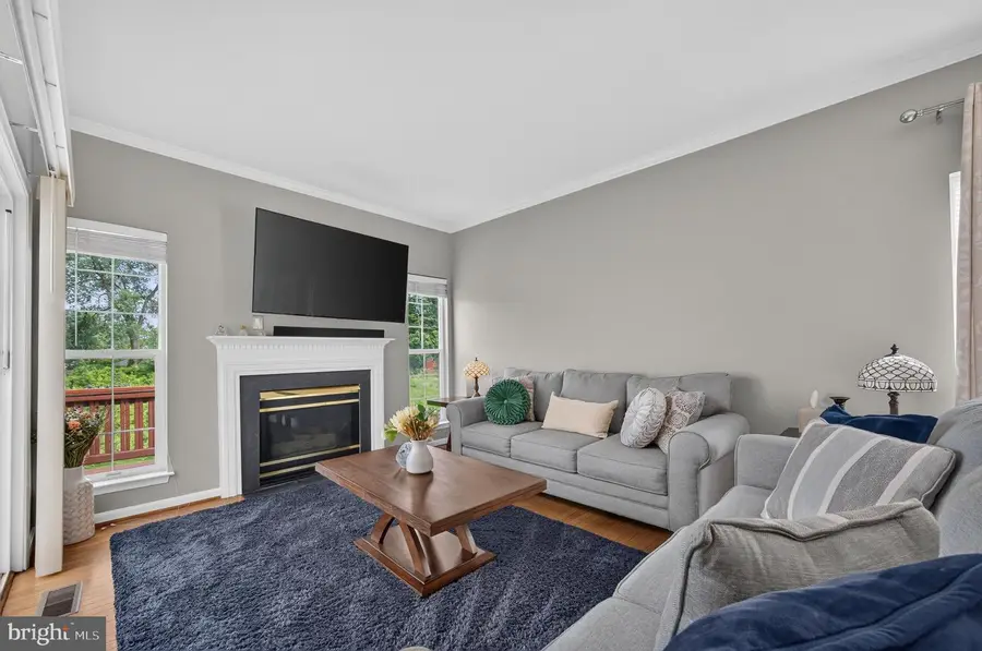 5201 Ballycastle Cir, Alexandria, VA 22315 - #3