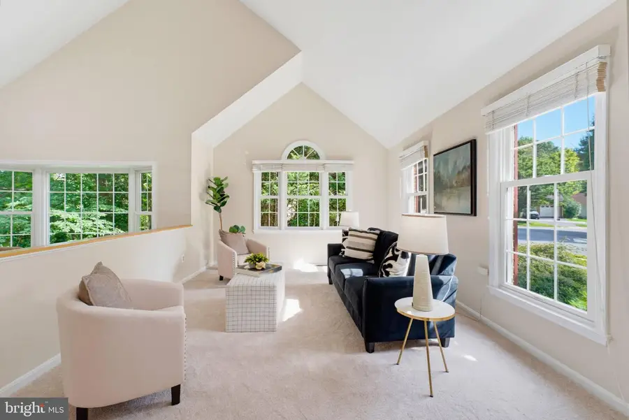 7827 Belleflower Dr, Springfield, VA 22152 - #3