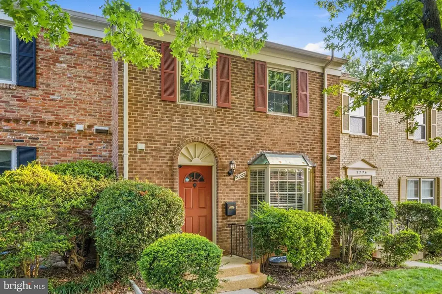 9222 Bailey Ln, Fairfax, VA 22031 - #3