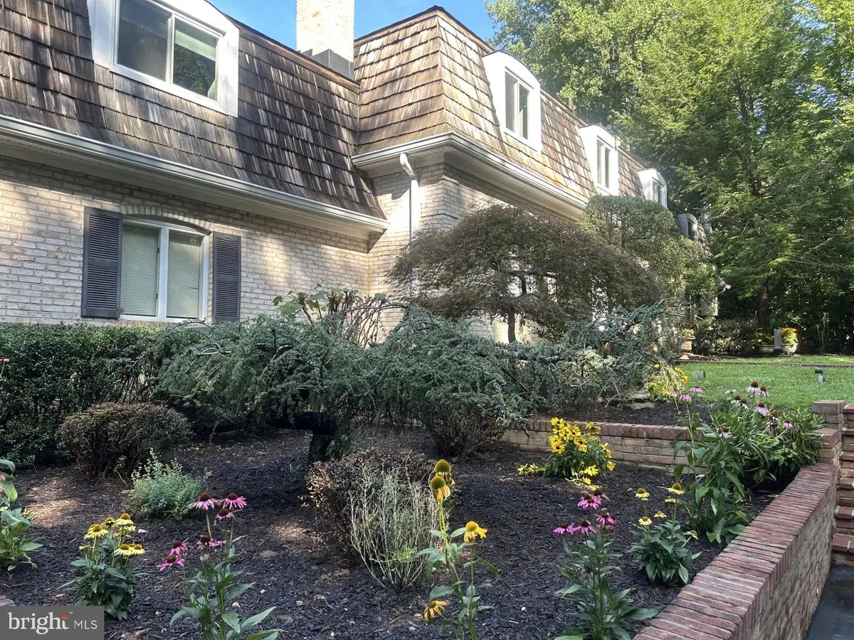 6310 Windpatterns Trl, Fairfax Station, VA 22039 - #1
