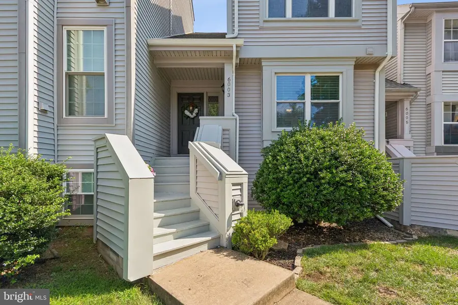 6003 Creekstone Ln, Centreville, VA 20120 - #2