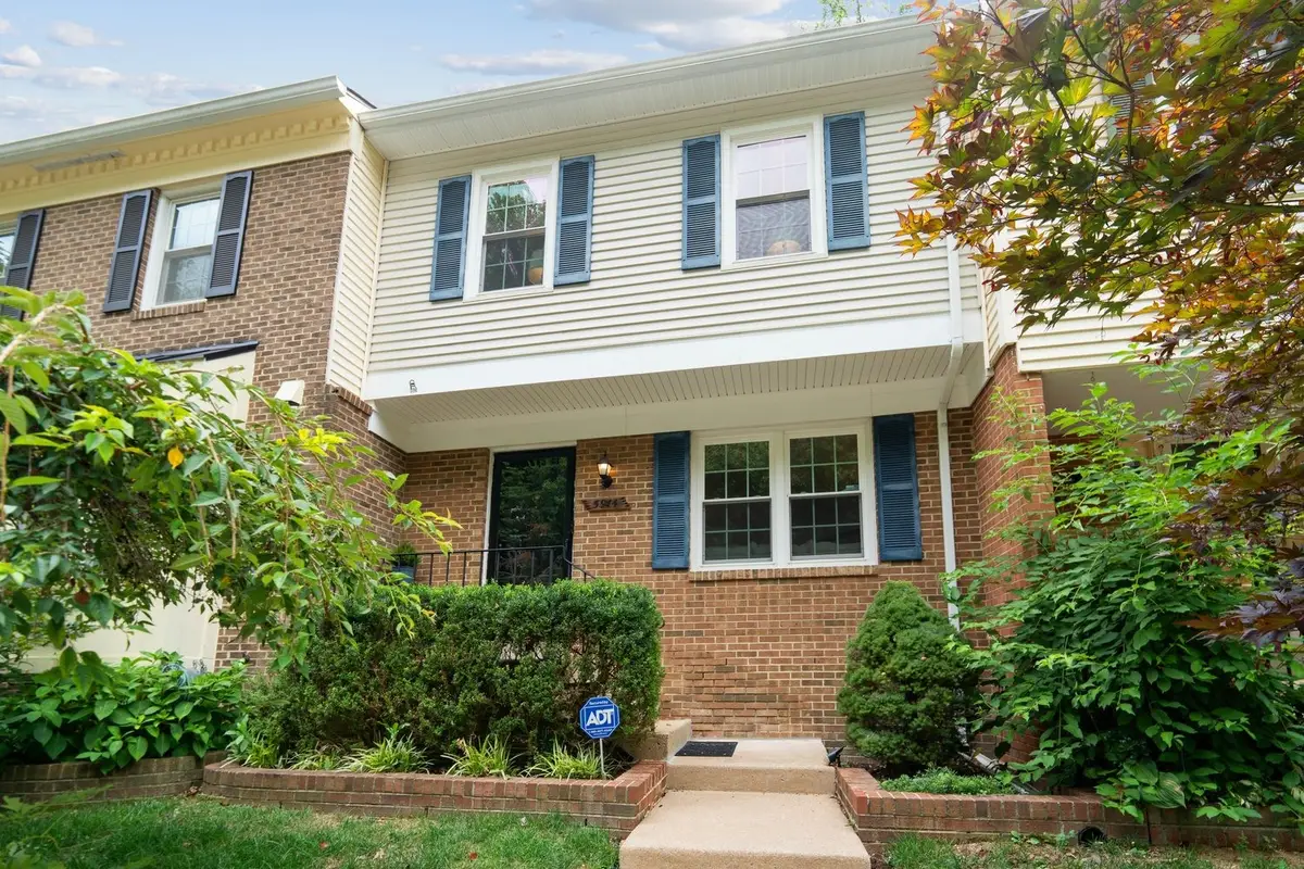 5914 Langton Dr, Alexandria, VA 22310 - #1