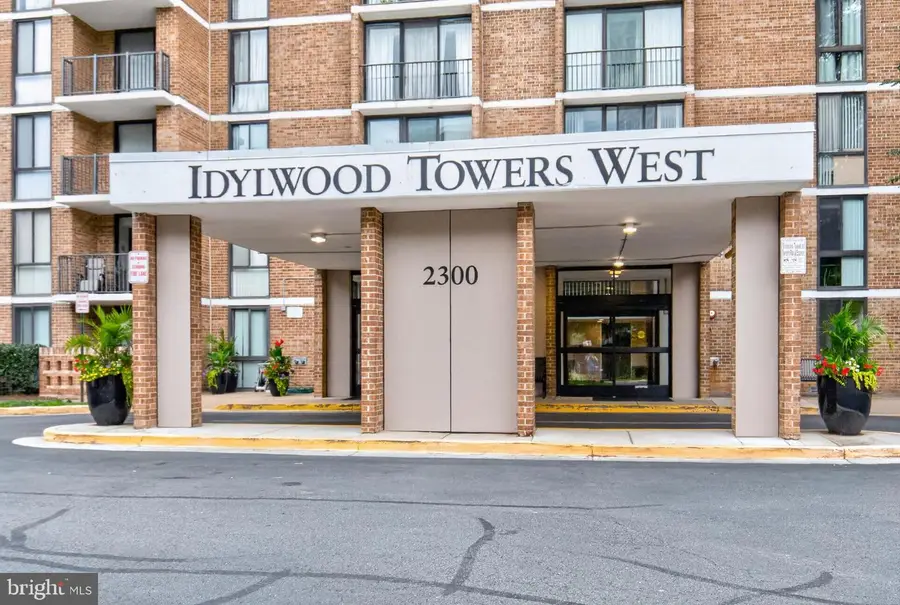 2300 Pimmit Dr #712, Falls Church, VA 22043 - #2