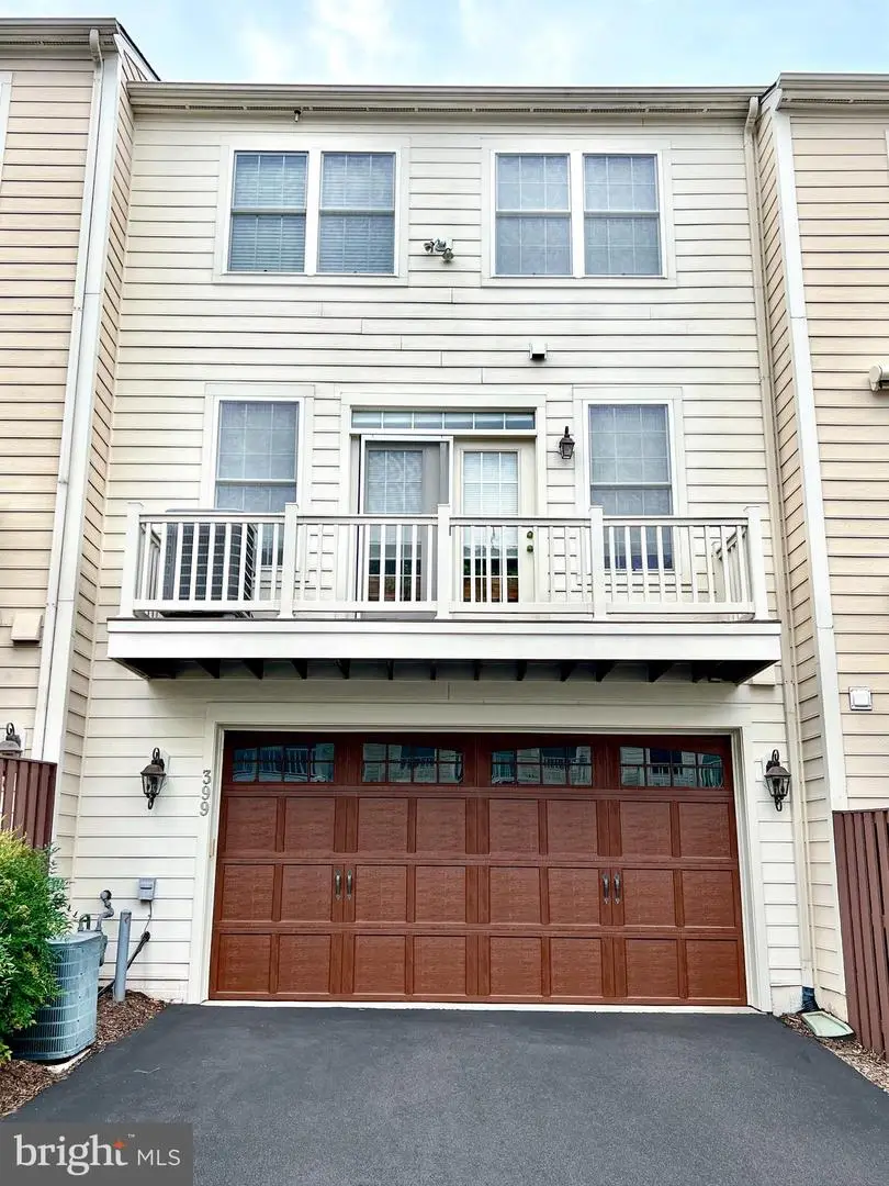 399 Spring St, Herndon, VA 20170 - #2