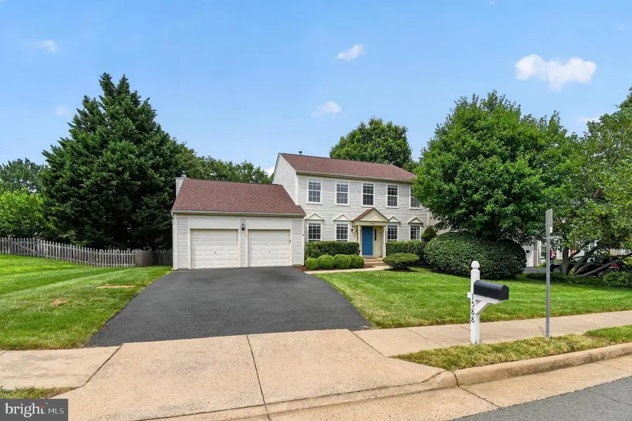 1588 Kingstream Cir, Herndon, VA 20170 - #3
