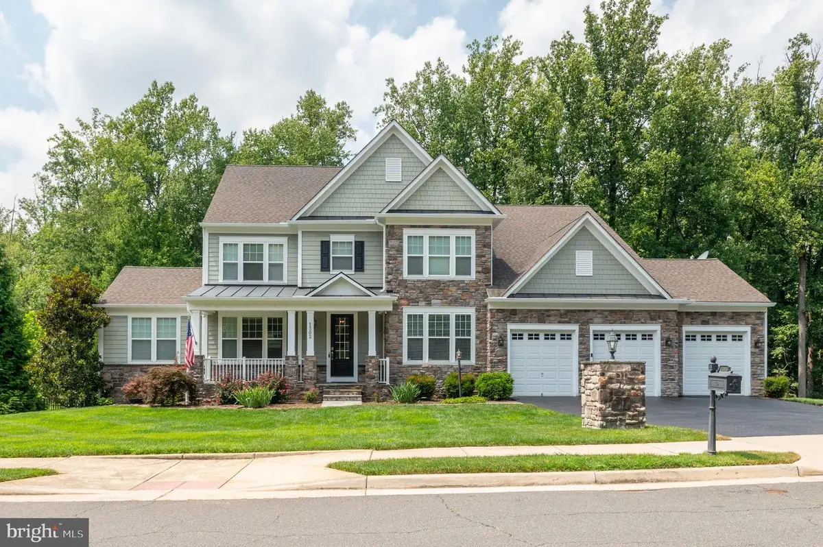 1302 Scotts Run Rd, McLean, VA 22102 - #1