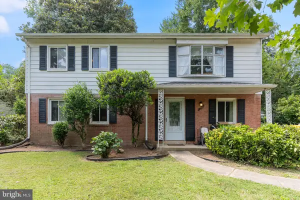 13705 Smallwood Ct, CHANTILLY, VA 20151