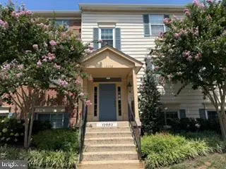 12002 Golf Ridge Ct #102, Fairfax, VA 22033 - #1
