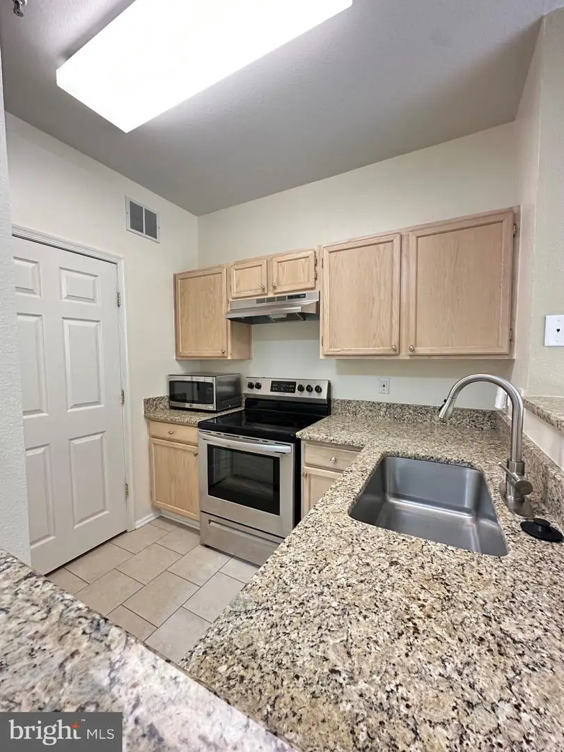 1580 Spring Gate Dr #4216, McLean, VA 22102 - #3