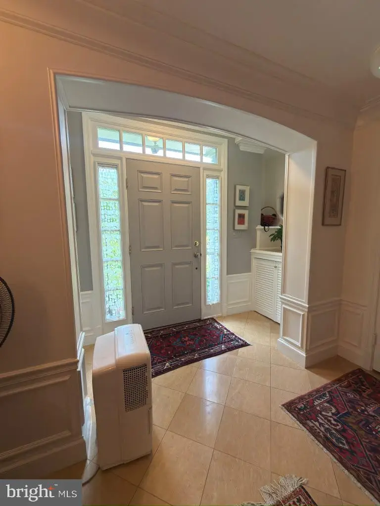 6801 Old Chesterbrook Rd, McLean, VA 22101 - #2