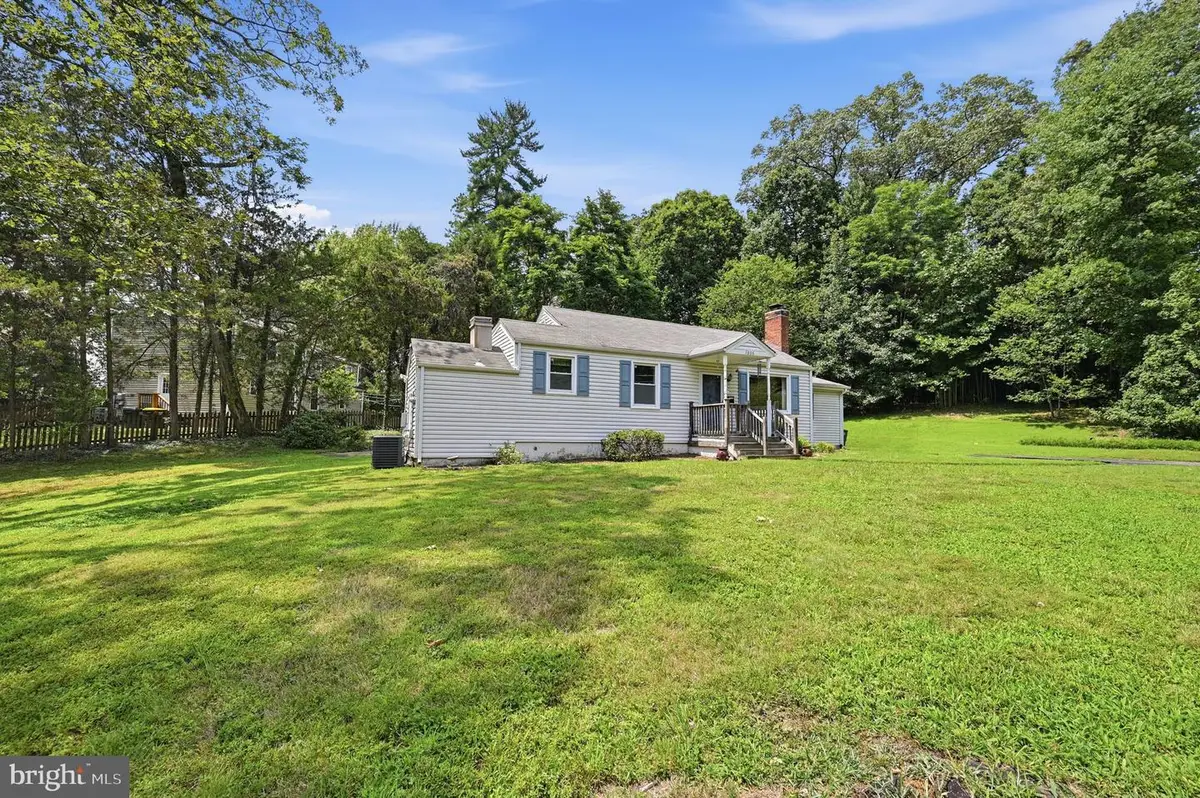 7806 Trammell Rd, Annandale, VA 22003 - #1