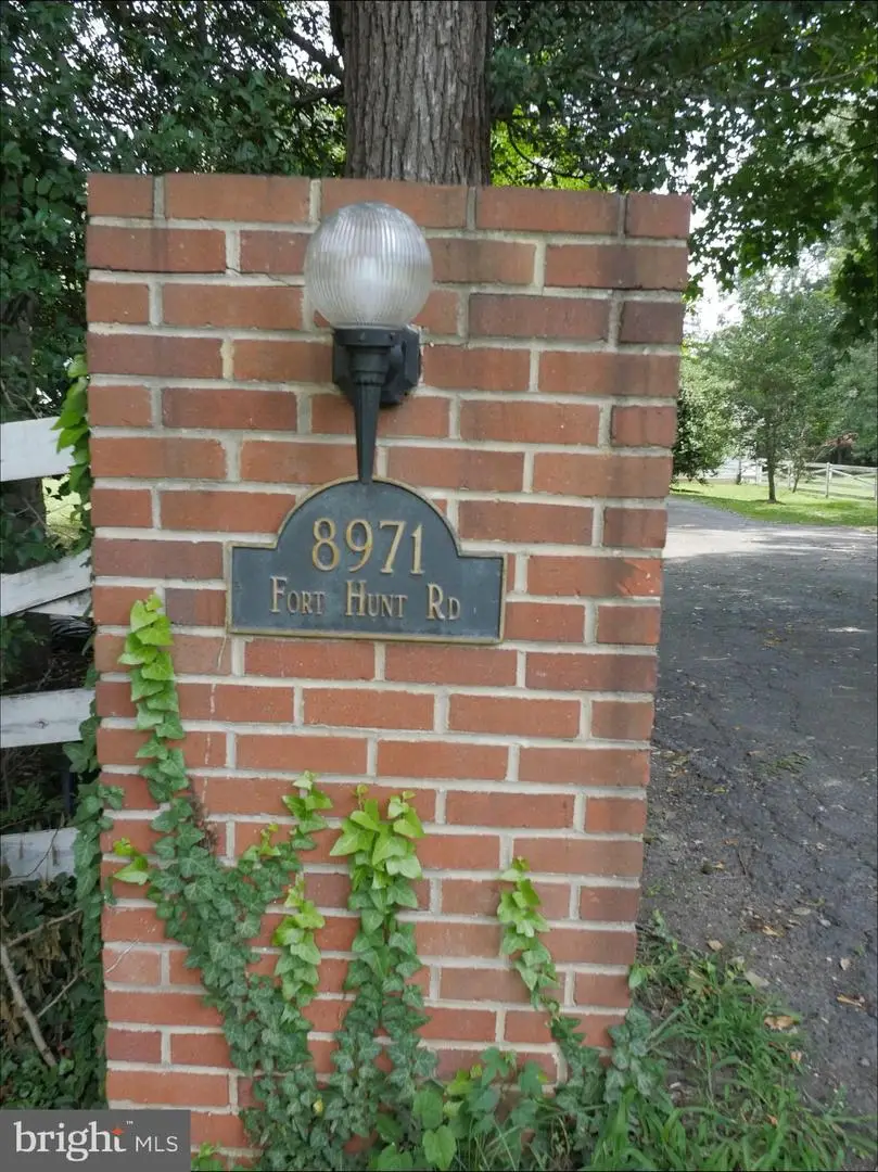 8971 Fort Hunt Rd, Alexandria, VA 22308 - #2