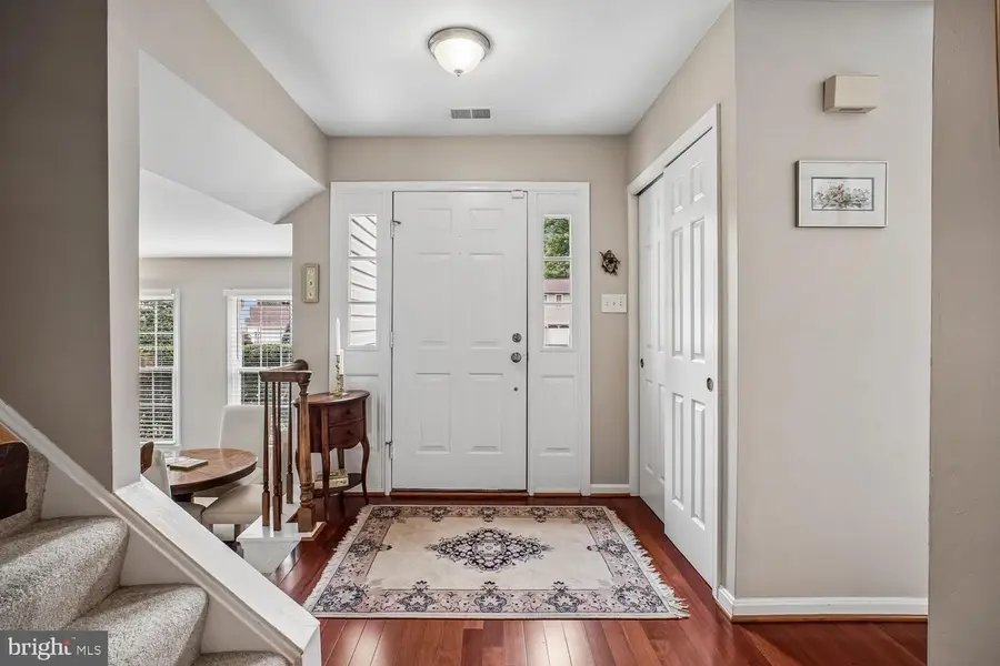 5960 Ohara Landing Ct, Burke, VA 22015 - #3