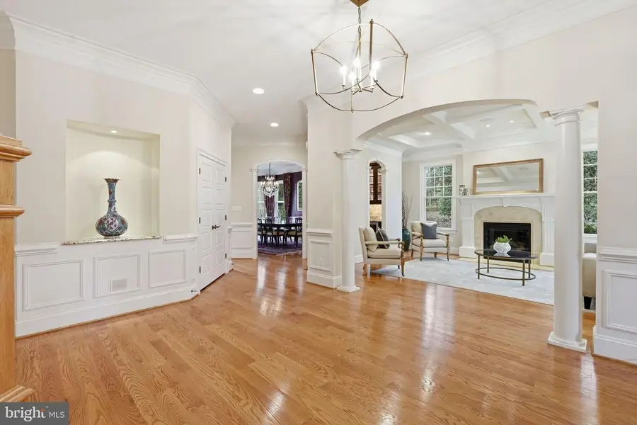 1889 Virginia Ave, McLean, VA 22101 - #3